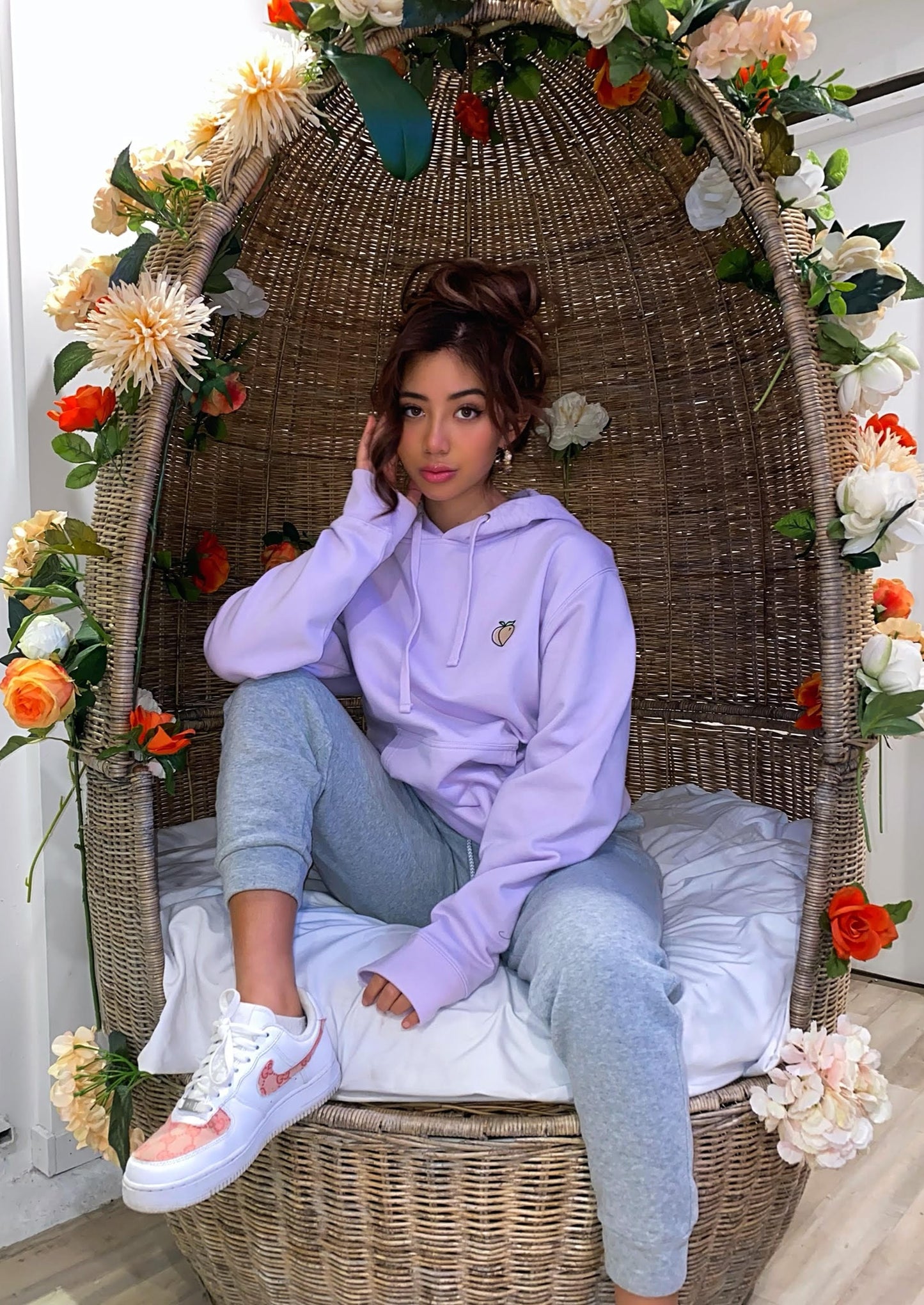 Hoodie Peach Logo (Unisex)